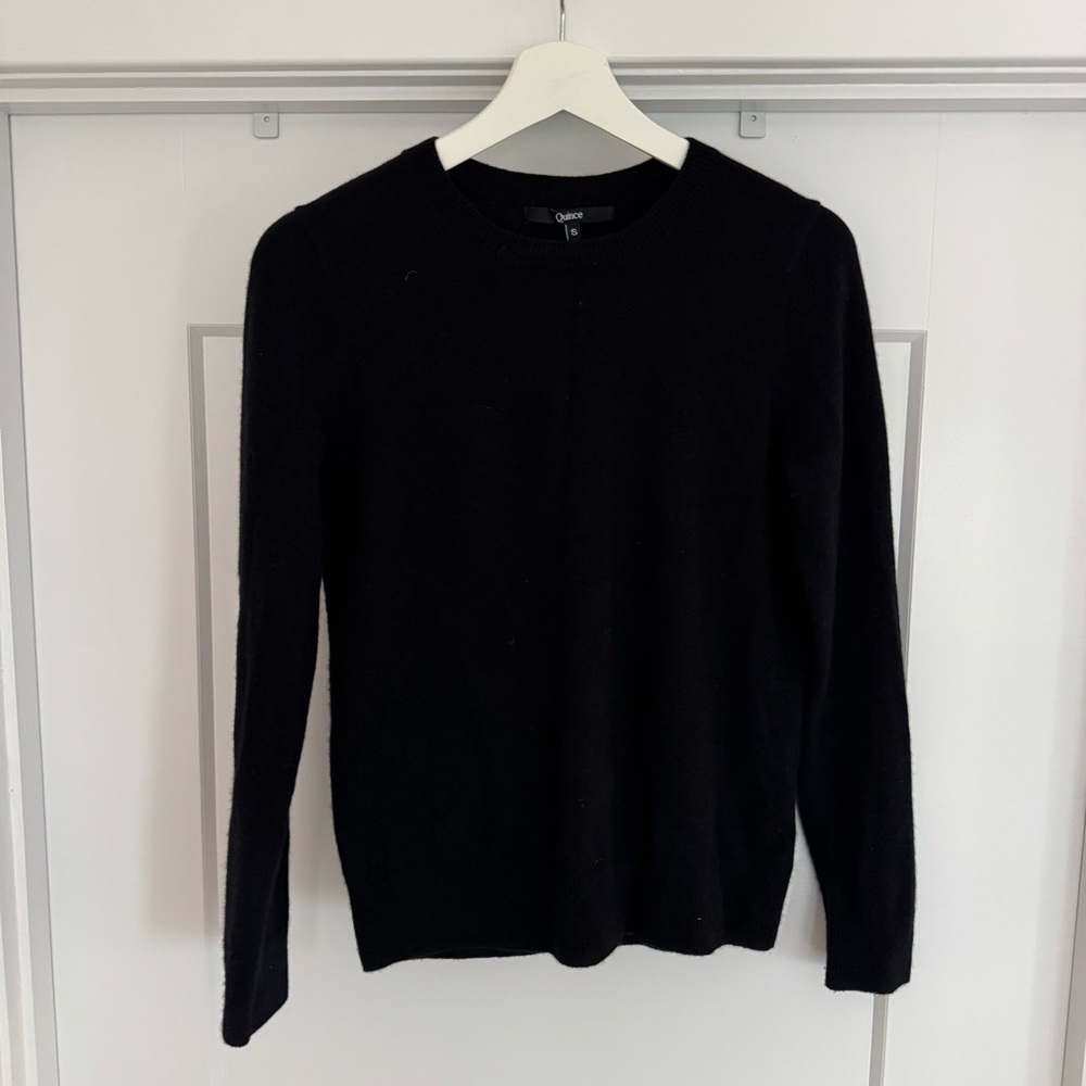Quince Black Cashmere Sweater